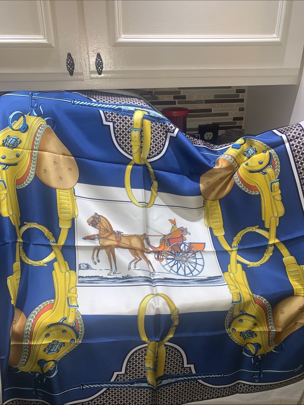 Carolina Lemke Berlín Yellow Horse Carriage Decorative Scarf